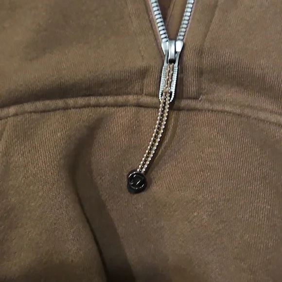 Lululemon Scuba Hoodie - Picture 4 of 6